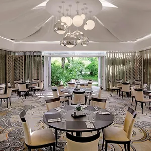 hilton-munich-park.com-bavaria.com/